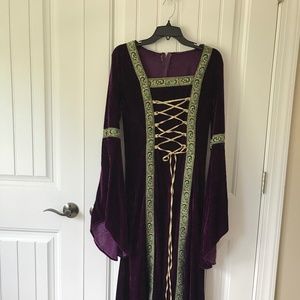 Victorian gown-Costume